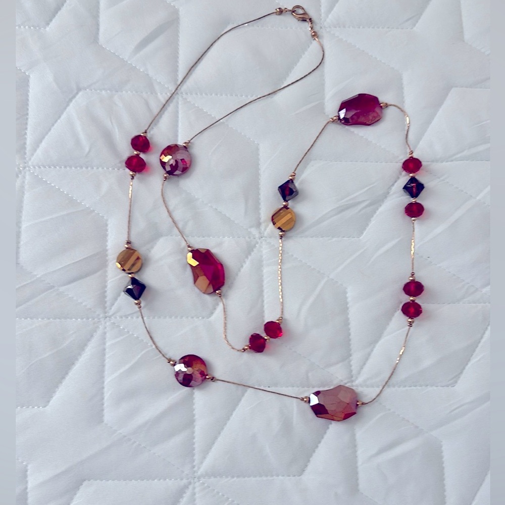 Multi-strand station necklace
